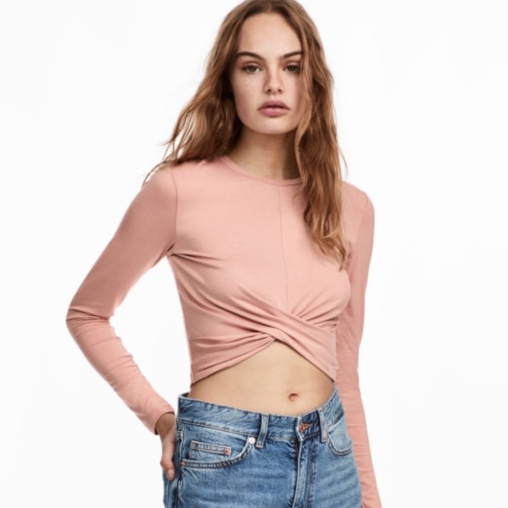 Twist Front Long Sleeve Crop Top